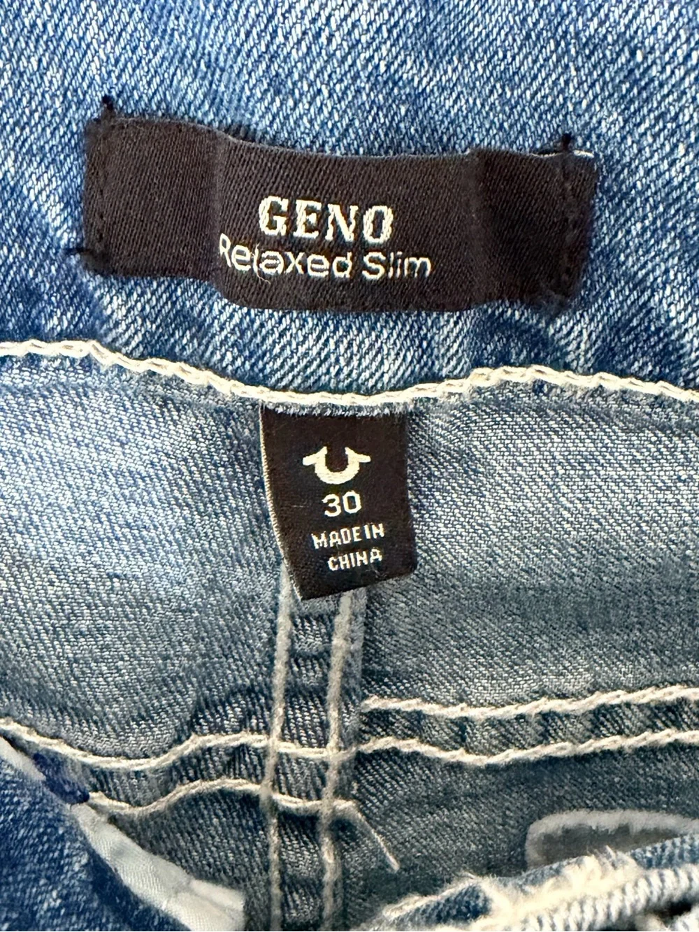 True Religion Men's GENO Relaxed Slim Fit Jeans Light Blue